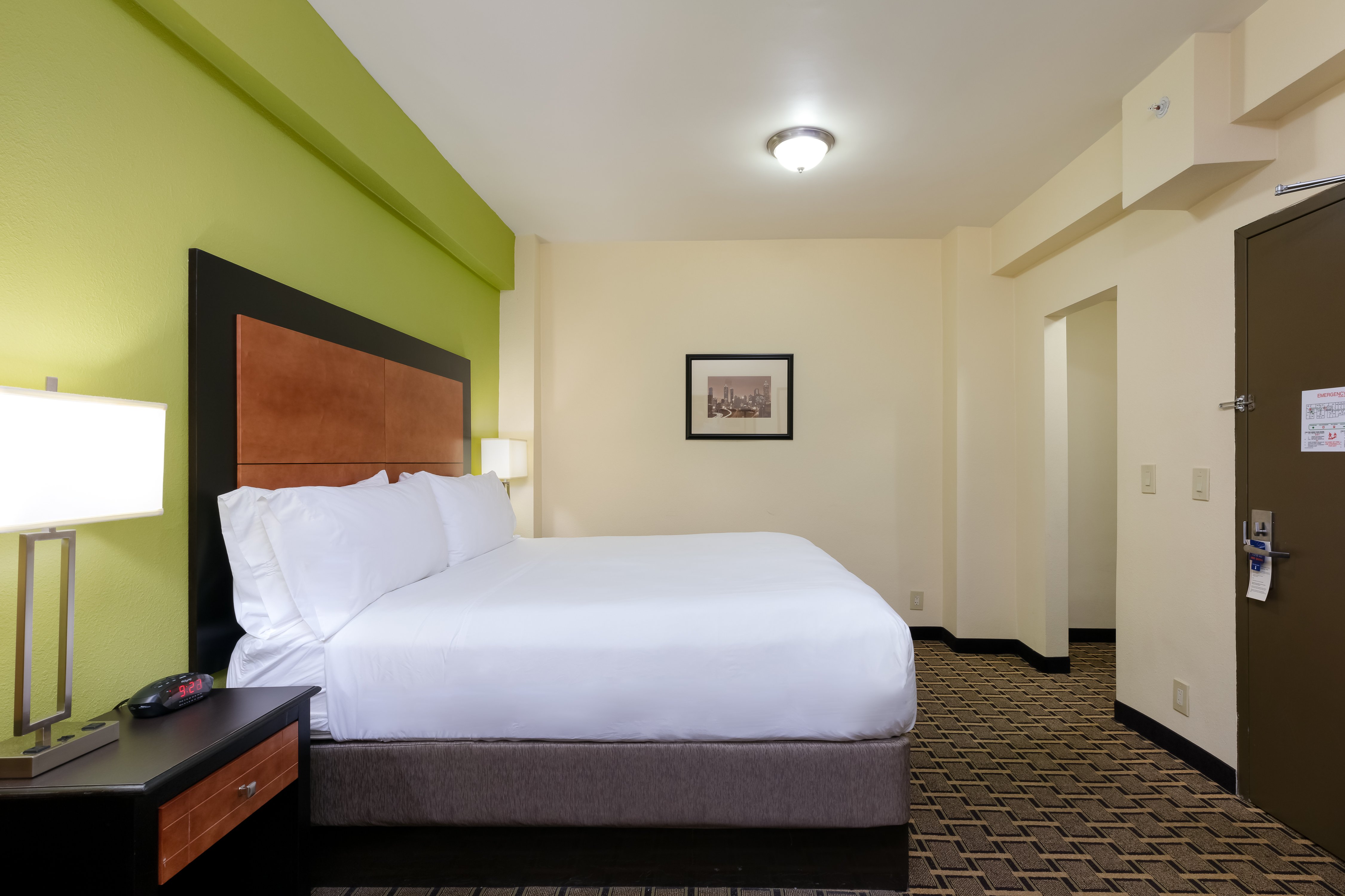 holiday inn express and suites atlanta downtown by ihg