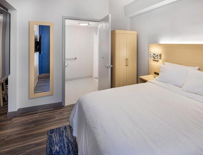 holiday inn express and suites atlanta downtown by ihg