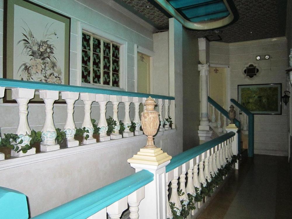 europa mansionette inn