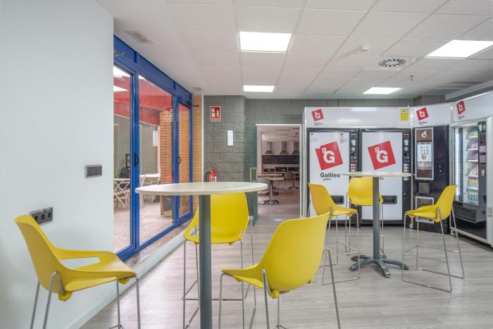 albergue juvenil colegio mayor galileo galilei