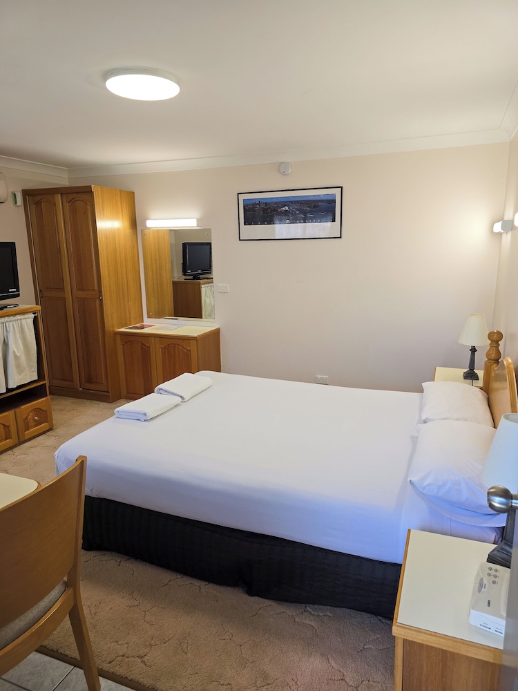 tumut valley motel