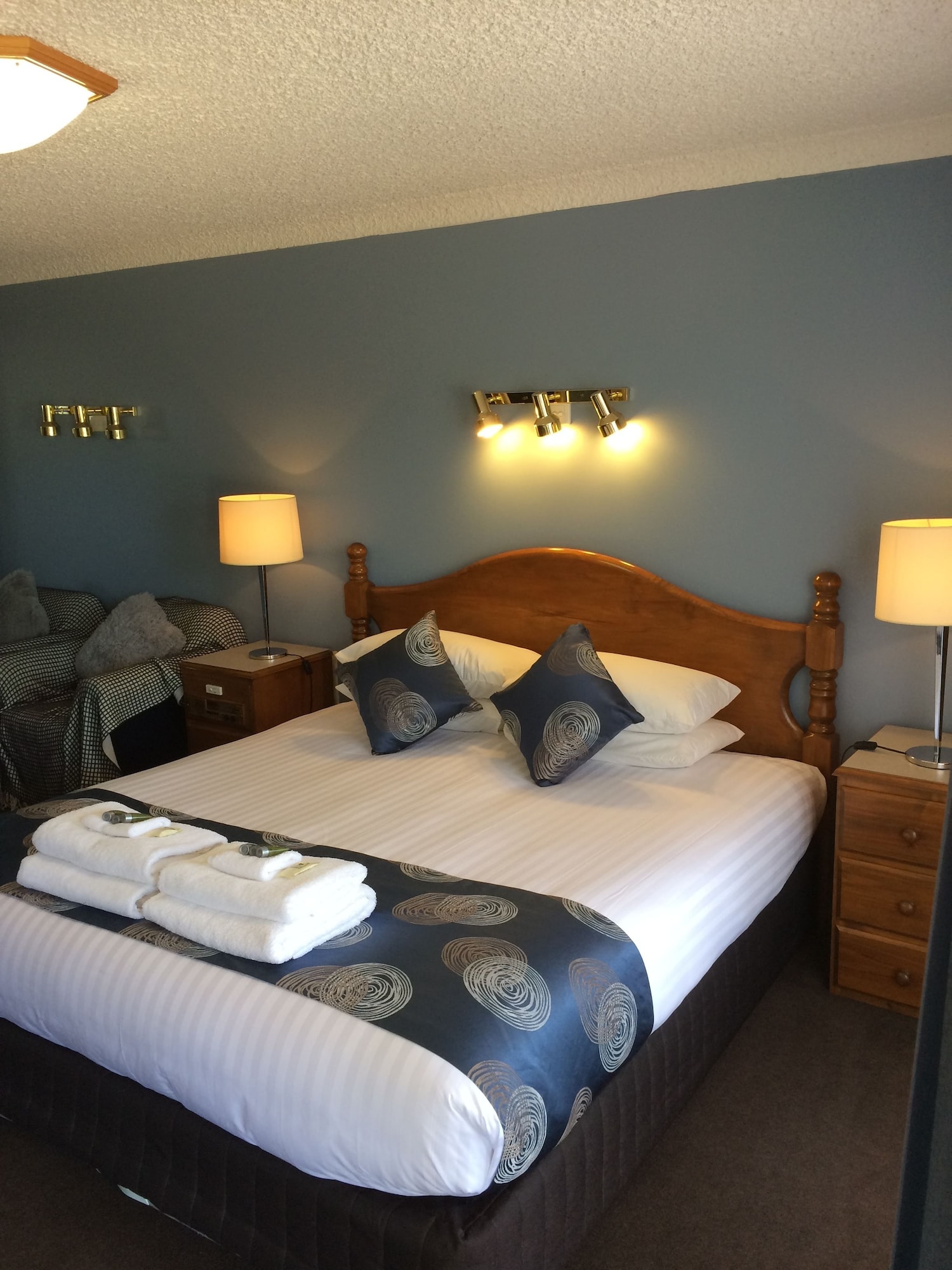 tumut valley motel