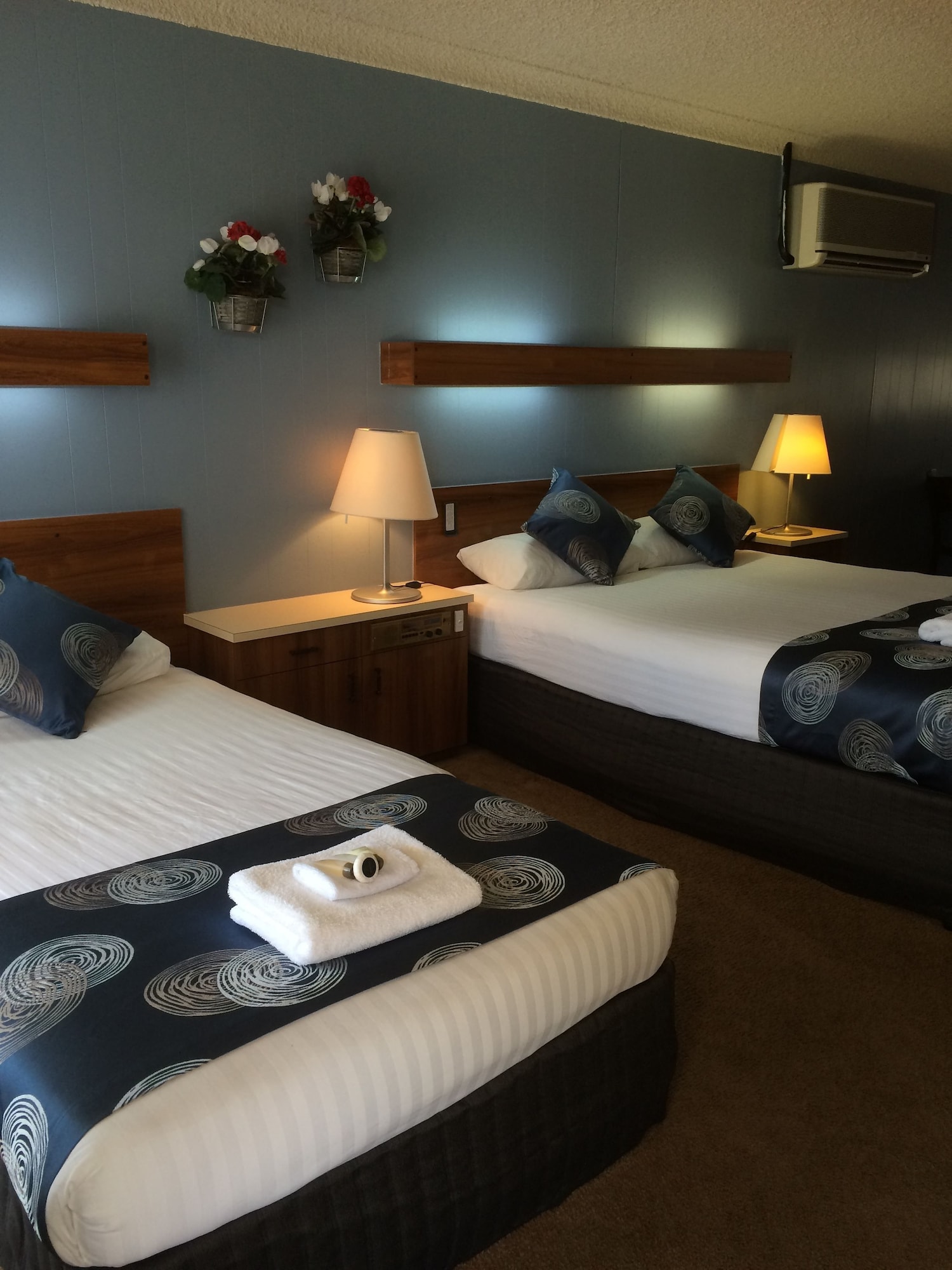 tumut valley motel