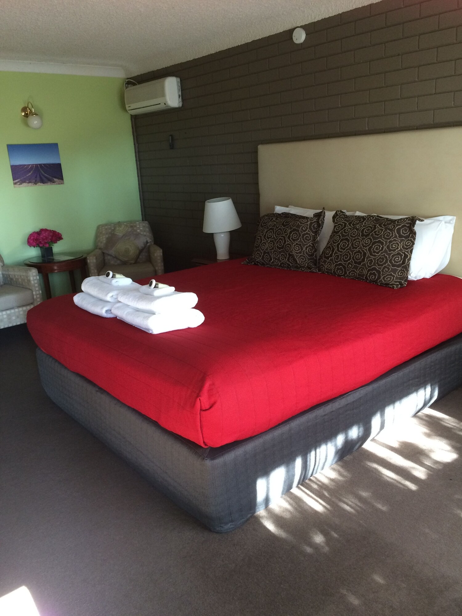 tumut valley motel