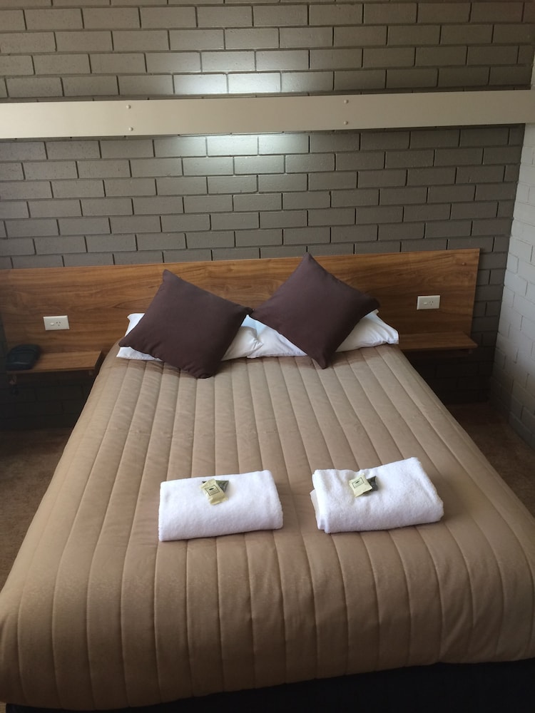 tumut valley motel