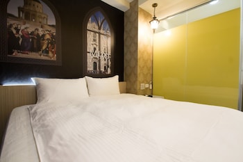 morwing hotel fairy tale