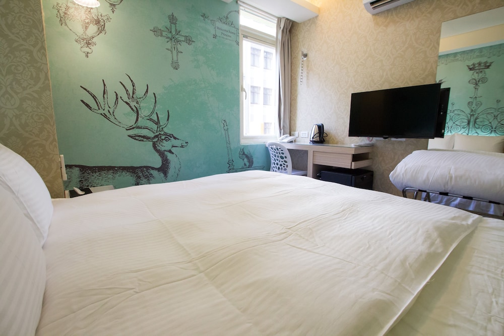 morwing hotel fairy tale