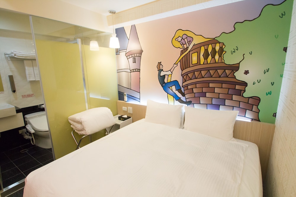morwing hotel fairy tale