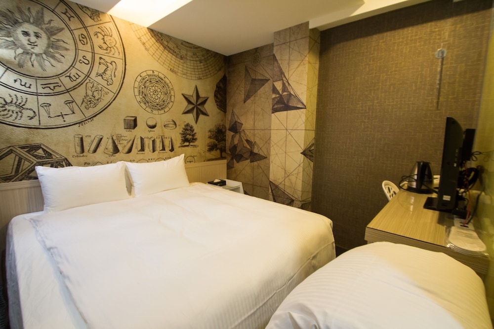 morwing hotel fairy tale