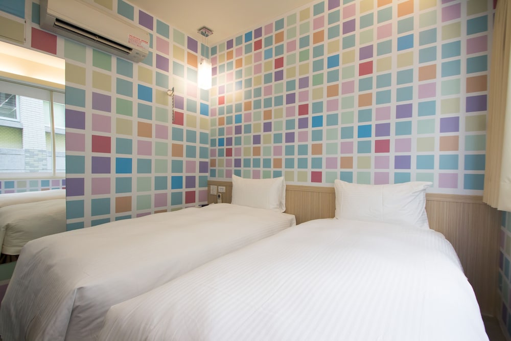 morwing hotel fairy tale