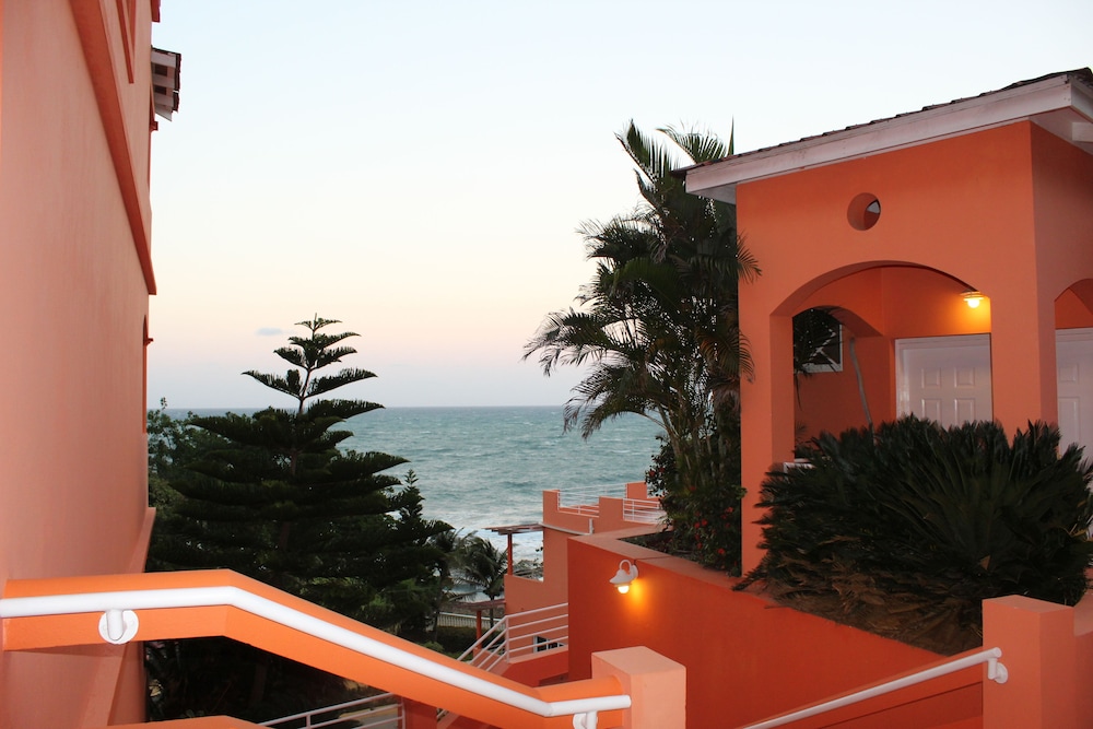 rival hotel