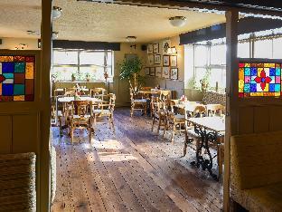 The Feathers Holt,Holt>>Blakeney,4 star