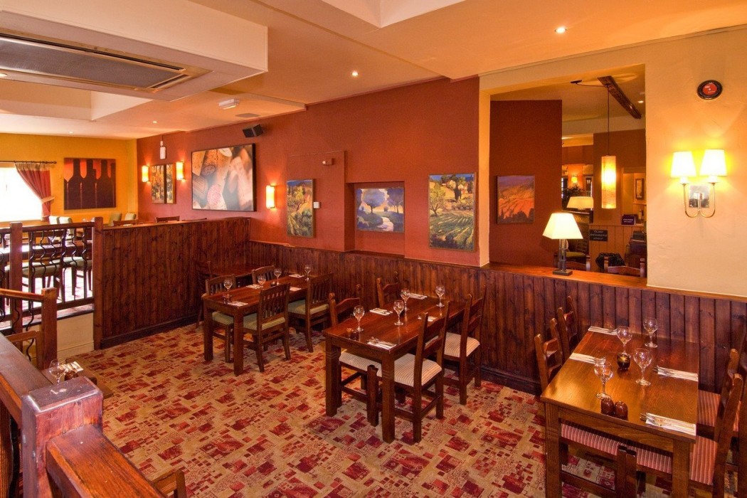 premier inn tring