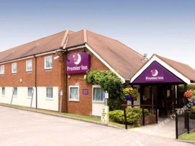 premier inn tring