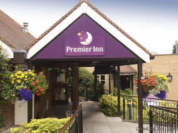 premier inn tring