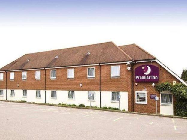 premier inn tring