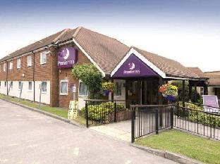 premier inn tring