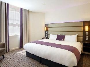 Premier Inn Tring,Aston Clinton>>Aldbury,3 star