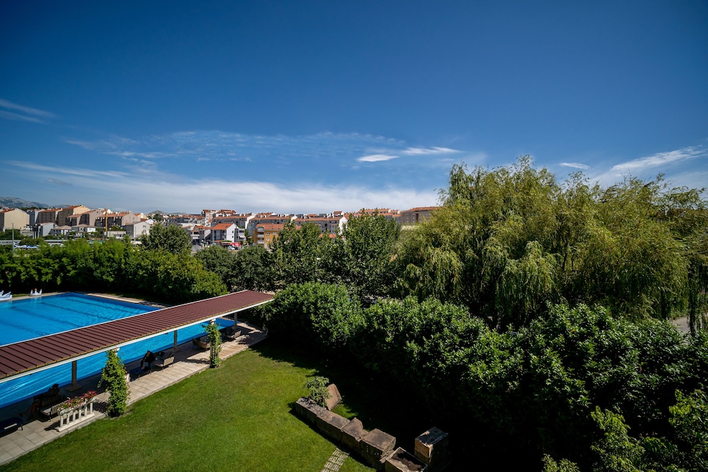 hotel president solin