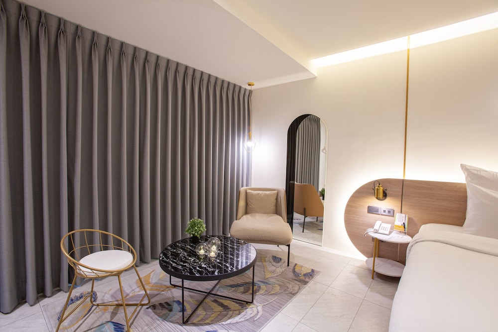 lilai travel lilia motel