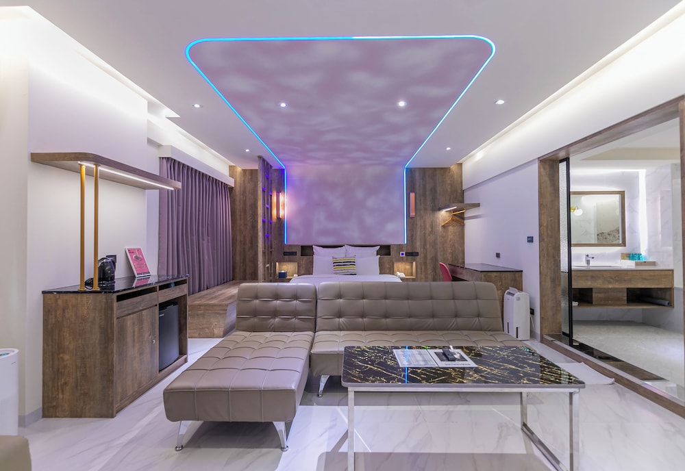 lilai travel lilia motel