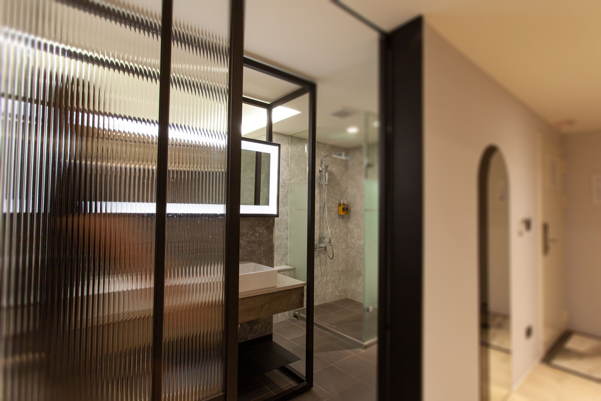 lilai travel lilia motel