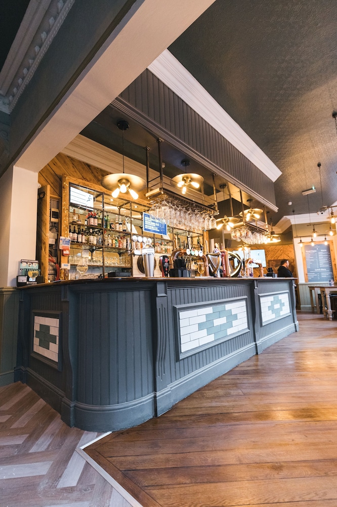 the black lion hotel