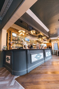 the black lion hotel