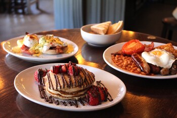 the black lion hotel