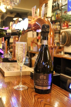 the black lion hotel