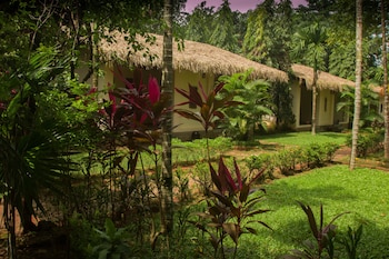 Golden Sunrise Hotel,Kyaikto>>Kin Pun Sakhan,2 star