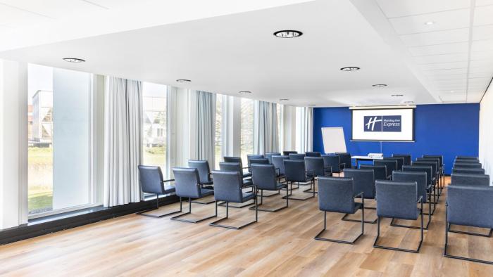 holiday inn express utrecht papendorp by ihg
