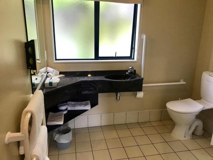 claremonte motor lodge