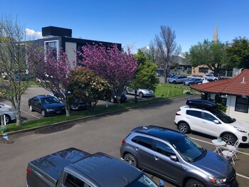 hacienda motor lodge