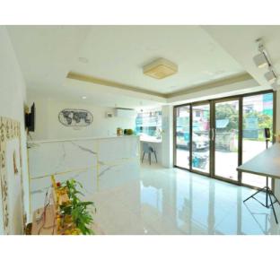 Dancentre Rq Suvarnabhumi Airport,,2 star