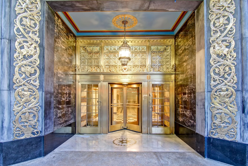 hampton inn and suites cincinnati downtown