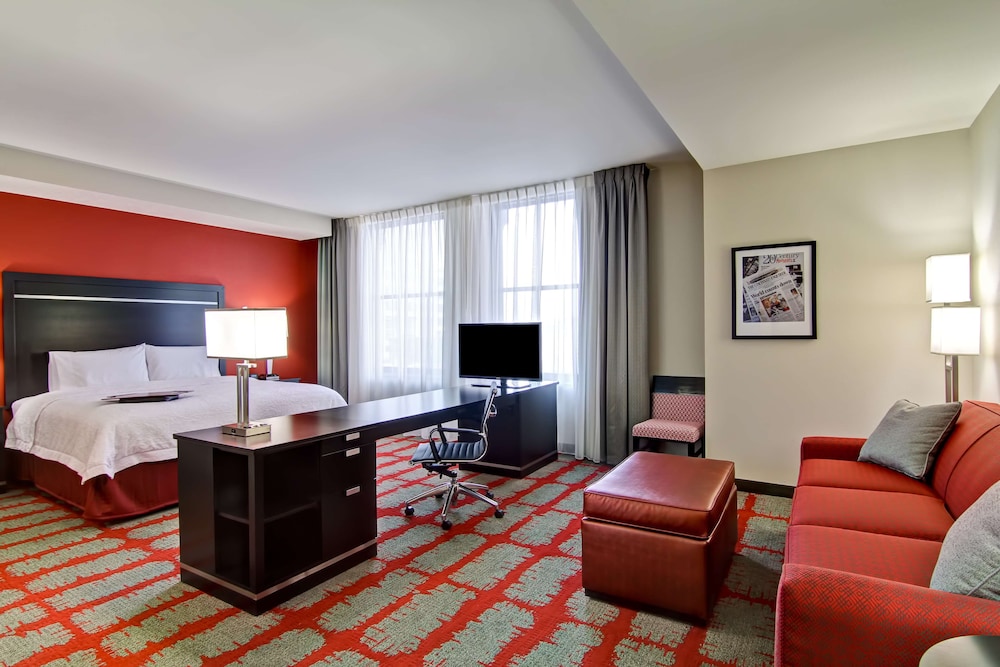 hampton inn and suites cincinnati downtown