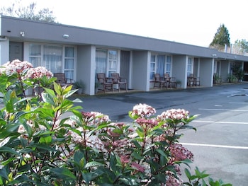 frimley lodge motel