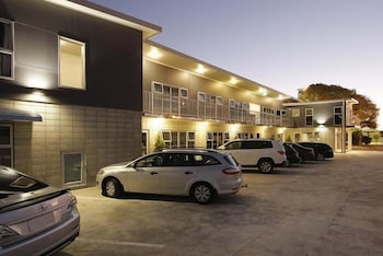 City Corporate Motor Inn,West End>>Palmerston North,4 star