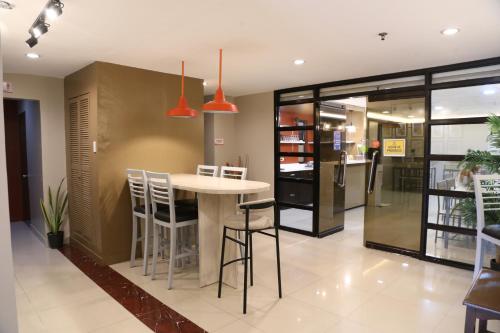 travelbee business inn