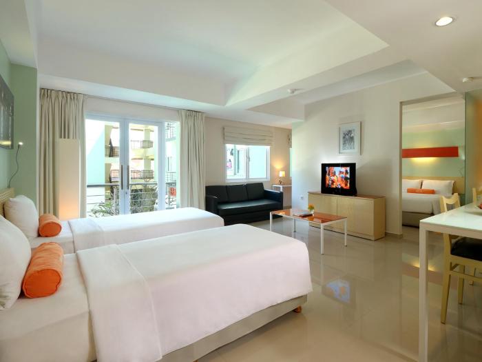 harris hotel and residence riverview kuta bali
