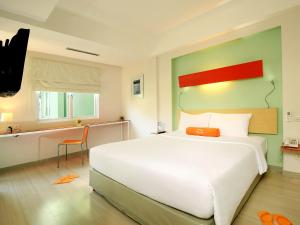 harris hotel and residence riverview kuta bali