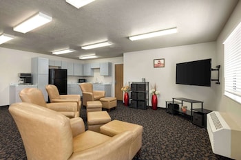 travelodge by wyndham vaughn