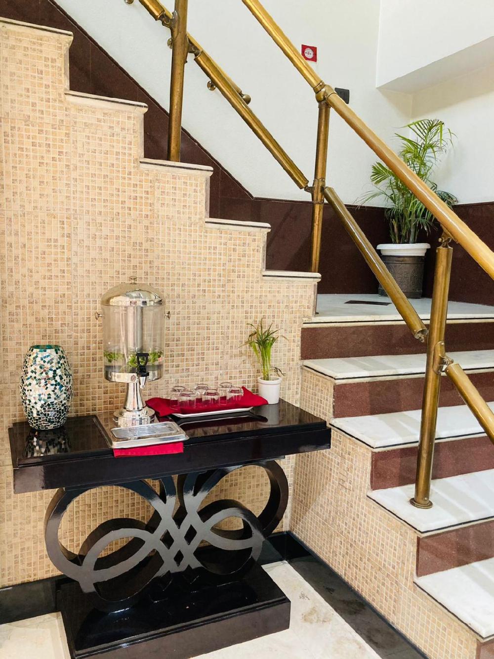 hotel aman palace rajouri garden