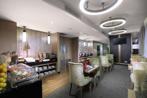 aston priority simatupang hotel and conference center