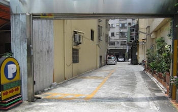 sin fu business hotel