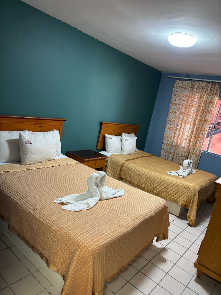hotel diaz