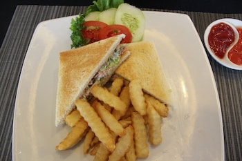 Asialink Premier Karawang,Bekasi>>Bandung,4 star