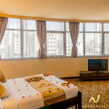 nazra hotel