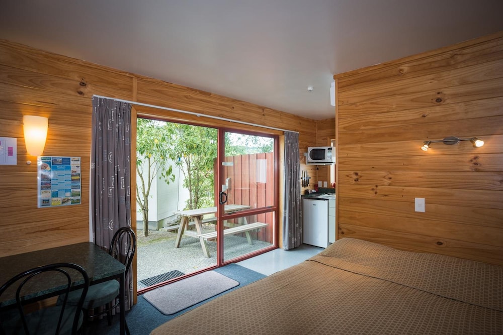 nelson city top 10 holiday park